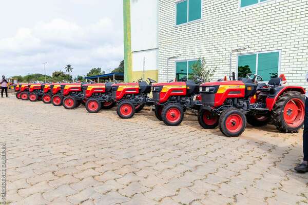Subvention de 50 tracteurs aux producteurs pour accroitre la production agricole